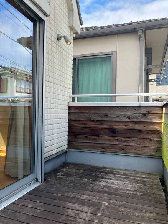 上目黒戸建のバルコニー