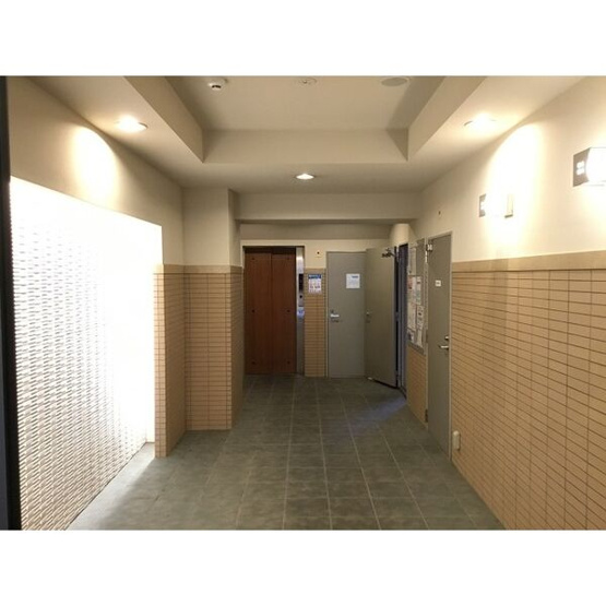 【エントランス】ランドハウスグランドウエスト