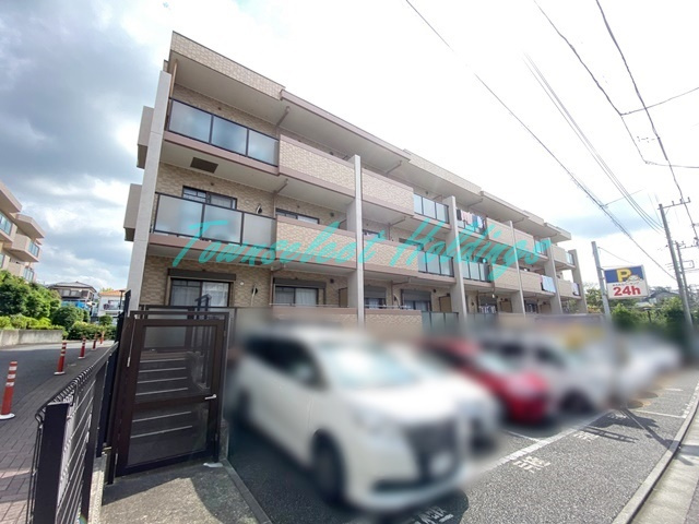 藤沢市大鋸の賃貸マンションの外観