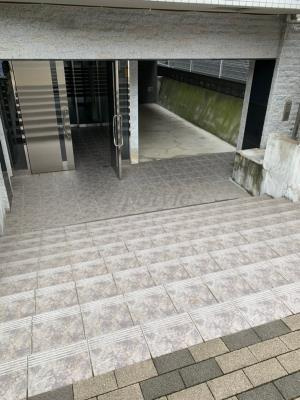 【エントランス】 | エルフラット白山