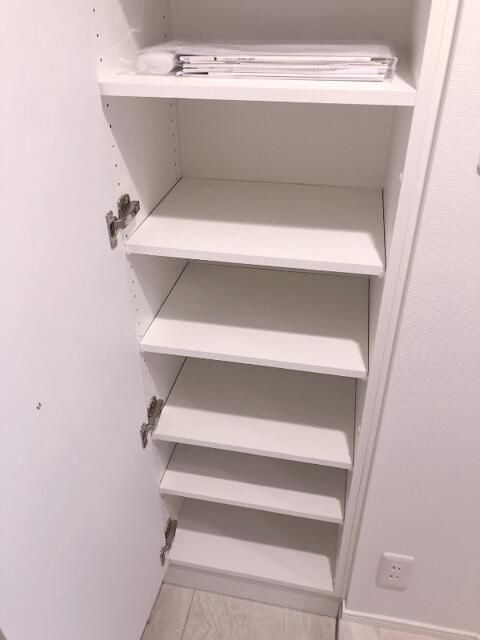 リヴシティ横濱新川町弐番館の収納