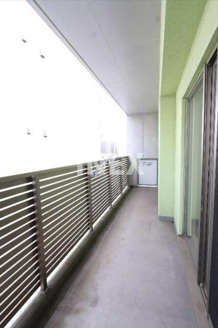 横浜市西区平沼２丁目の賃貸マンションのバルコニー