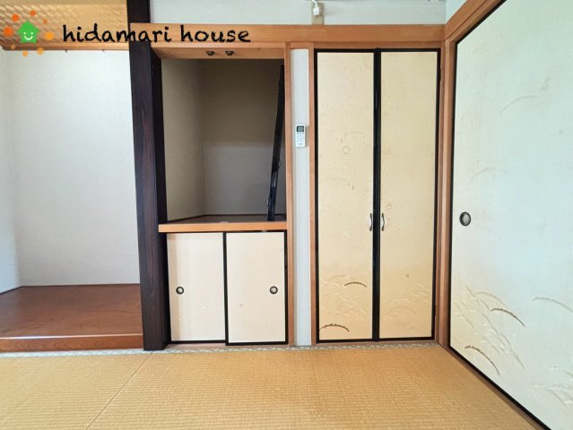 鴻巣市箕田　中古二世帯住宅の収納