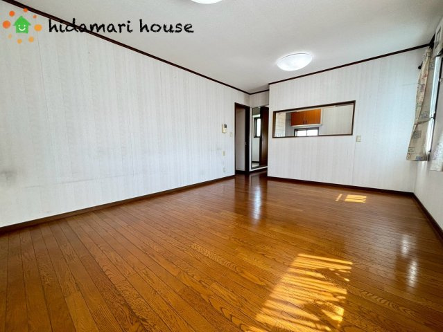 鴻巣市箕田　中古二世帯住宅の内装|2F