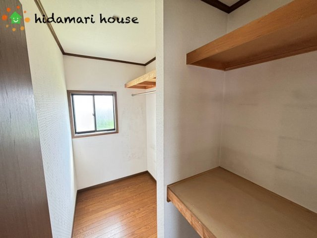 鴻巣市箕田　中古二世帯住宅の収納