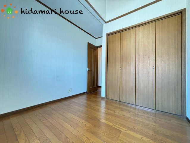 鴻巣市箕田　中古二世帯住宅の内装