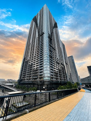THE TOKYO TOWERS SEA TOWER