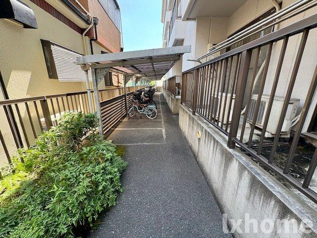 パレットマンションの庭