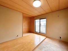 龍ケ崎市平台1丁目　中古戸建の洋室|【リフォーム中6/5更新】二階和洋室写真。家具などが置きやすいように畳からフローリングへ変更します。天井壁クロス貼り替え、フローリング張り替え、照明交換、他。