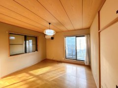 龍ケ崎市平台1丁目　中古戸建の寝室|【リフォーム中6/5更新】寝室に趣味のものを置くスペースの余裕もあります。天井壁クロス貼り替え、フローリングワックス掛け、照明交換、他。