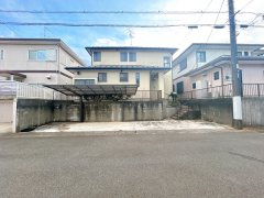 龍ケ崎市平台1丁目　中古戸建の前面道路含む現地写真|価格には消費税、リフォーム費用を含みます。リフォーム中でもご案内可能。内覧希望の方はお電話ください。