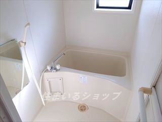 コーポラスヤナセⅡの浴室