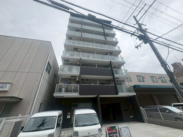 リブネスコート江坂Ⅱの外観