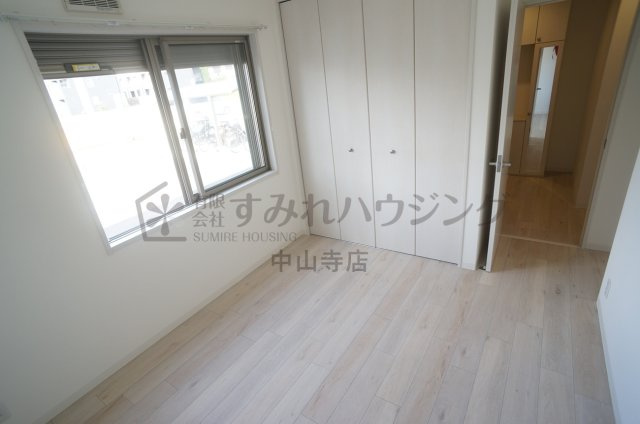 ライブリックスの寝室|参考、同建物・反転間取りの号室