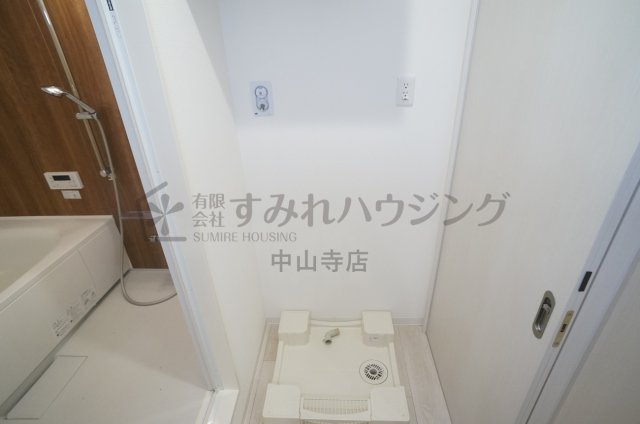 ライブリックスの設備|参考、同建物・反転間取りの号室