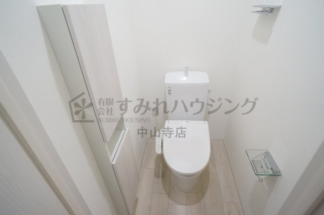 ライブリックスのトイレ|参考、同建物・反転間取りの号室