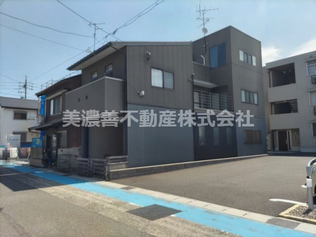 ６７０８９　岐阜市加納堀田町中古戸建ての外観