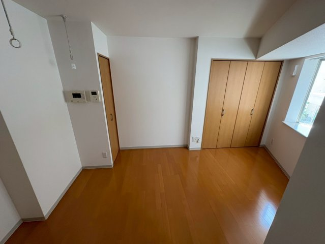 豊中市本町１丁目の賃貸マンションの居間・リビング