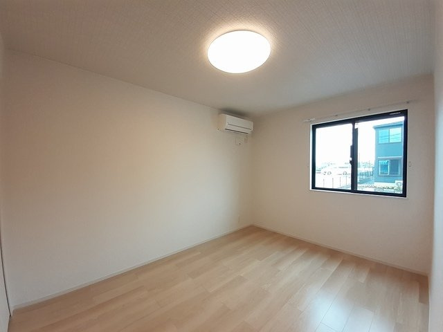 アーバンコート　南行橋　Ａの洋室