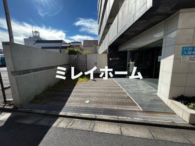 ライブコート大鳥居のエントランス