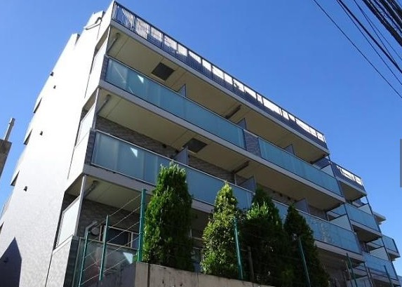 【外観】 | ボヌール和泉 | 鉄筋コンクリート造のガッチリとしたマンション。