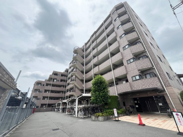 ライオンズガーデン航空公園