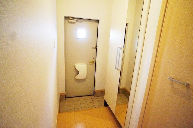 パークサイド・テラスの玄関|玄関