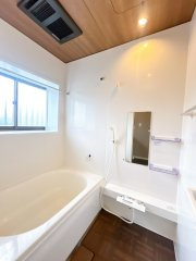 牛久市猪子町　中古戸建の浴室