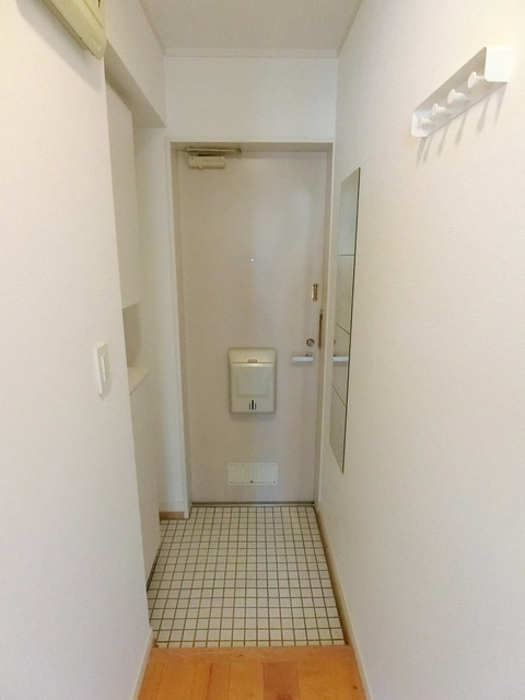 グリーンメゾンの玄関|※別部屋参考写真
