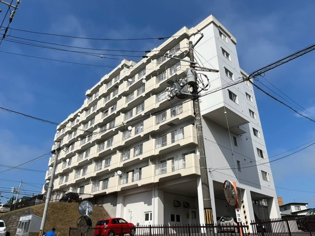 ロジェ鶴ヶ岱　中古マンション407号室の外観|407号室