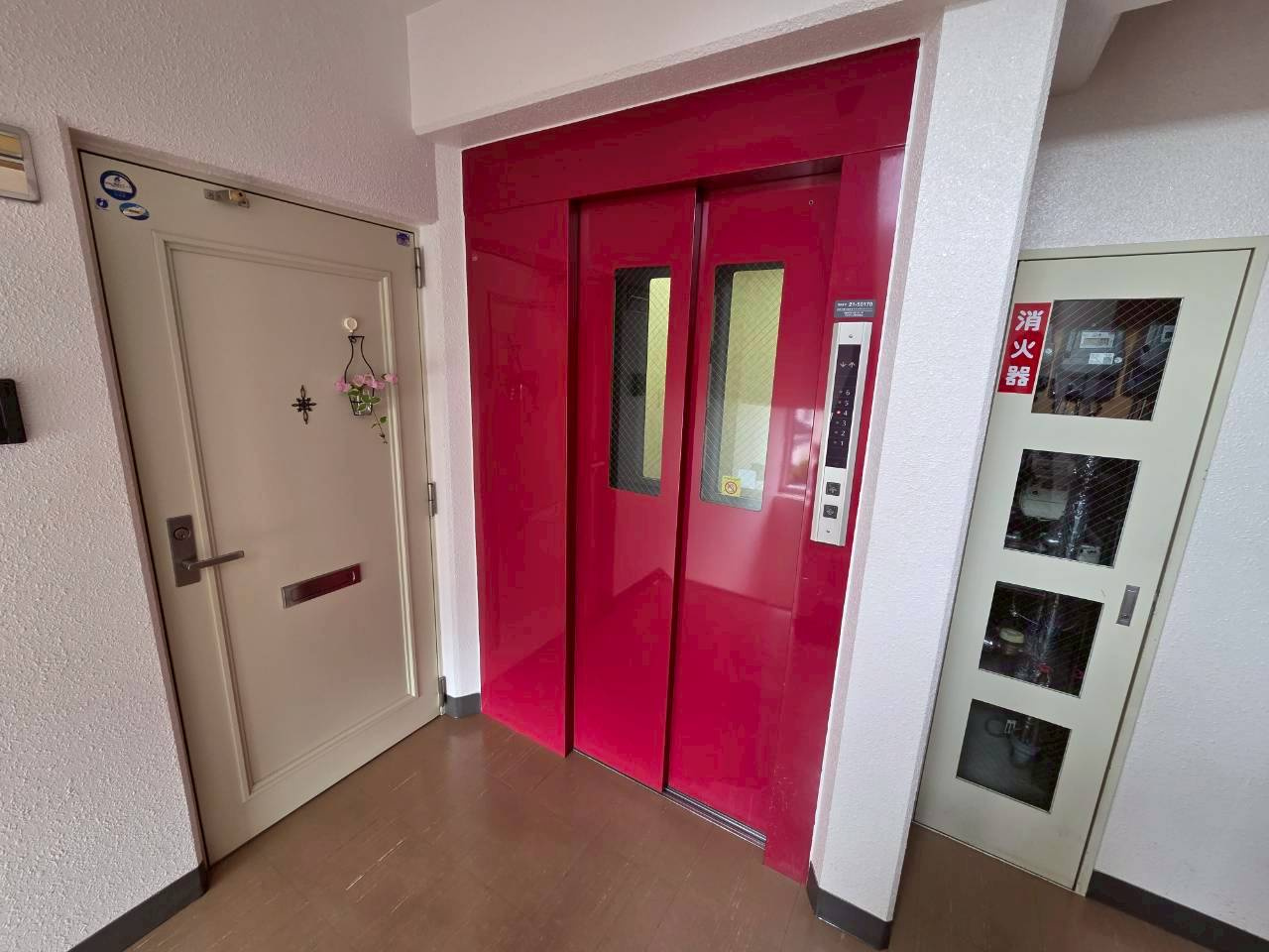 ロジェ鶴ヶ岱　中古マンション407号室のその他共用部分|エレベーター付