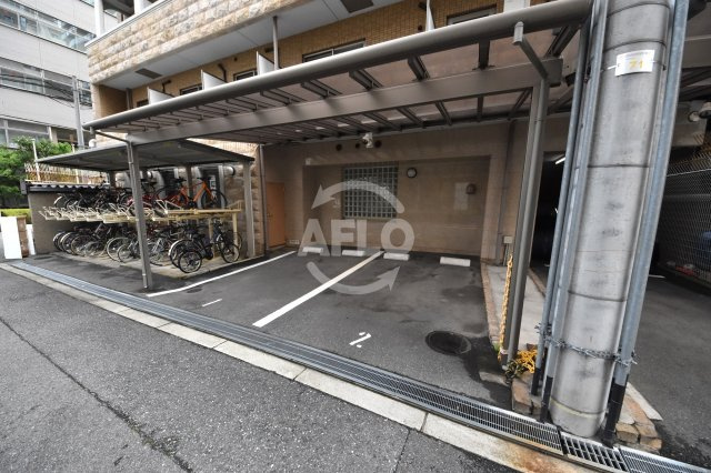ブランドールM・西長堀のその他共用部分|ブランドールM・西長堀　バイク置き場