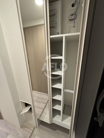 ソルレヴェンテ北堀江Qの玄関|ソルレヴェンテ北堀江Q　玄関収納