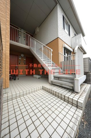サンライズ北野C棟【キャッシュバック対象物件】のエントランス|落ち着いたエントランスです