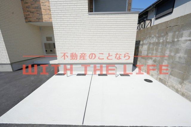 シャノワール久留米【10.000円キャッシュバック対象物件】のエントランス|※同シリーズ別物件の写真　※現状優先