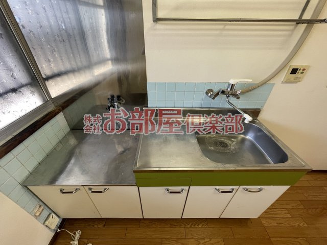 コムレッドハウスのキッチン|お料理しやすいキッチンです