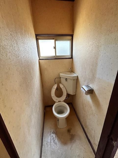 秋津戸建のトイレ