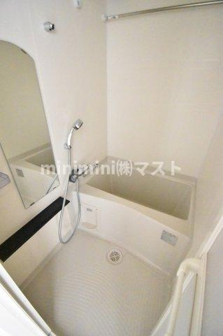 プレサンスOSAKA　DOMECITYクロスティの浴室