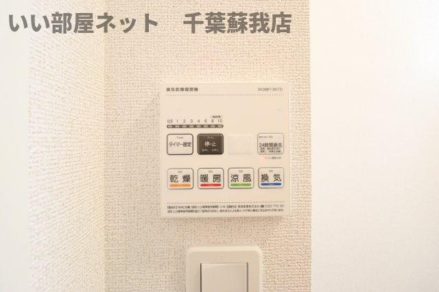 カーサフロイデの設備|浴室乾燥機！雨の日も安心ですね！