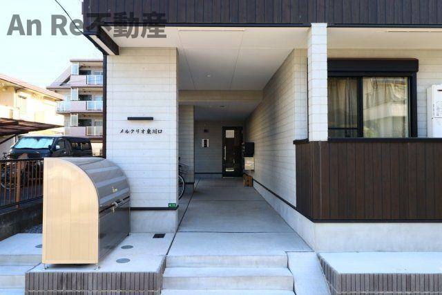 メルクリオ東川口のエントランス