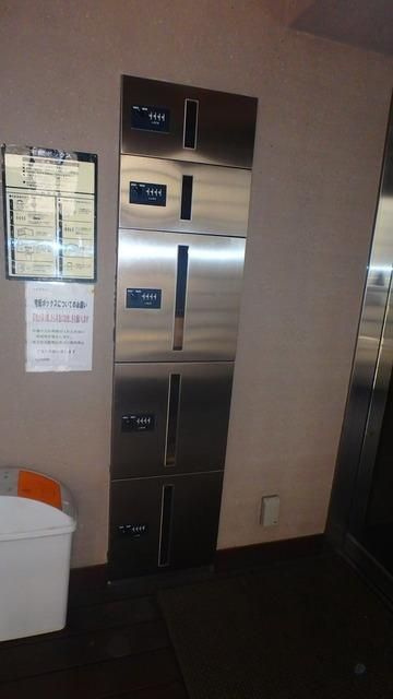 代々木上原１２８ のロビー|■宅配ＢＯＸ■集合ポスト