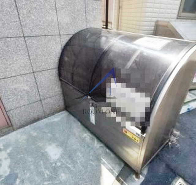 スタジオロワール中野のその他共用部分|敷地内ゴミ捨て場です。