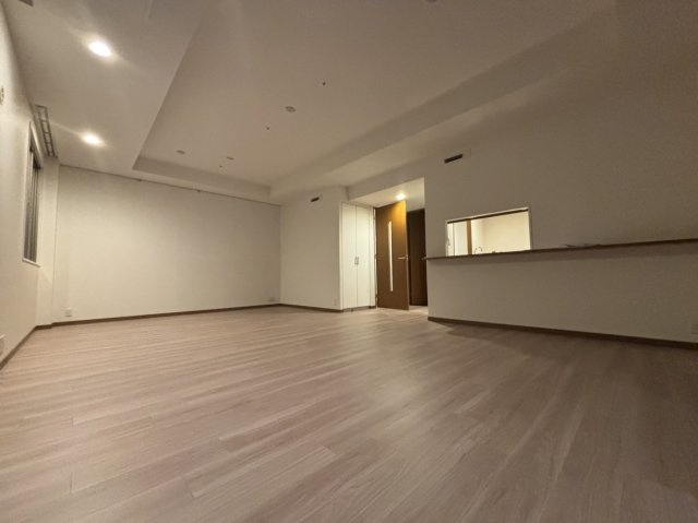 【居間・リビング】