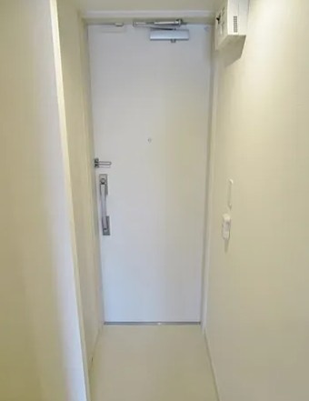 【玄関】