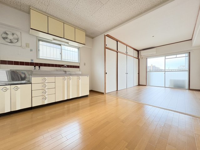 甲南メゾン本山の居間・リビング