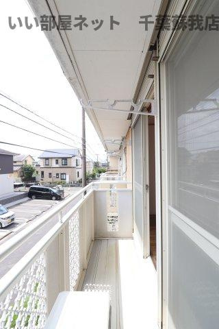 ファーストヴューラ弐番館のバルコニー|開放的で明るい空間を演出してくれるバルコニーです