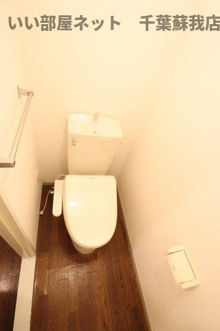 ファーストヴューラ弐番館のトイレ|落ち着いたトイレです