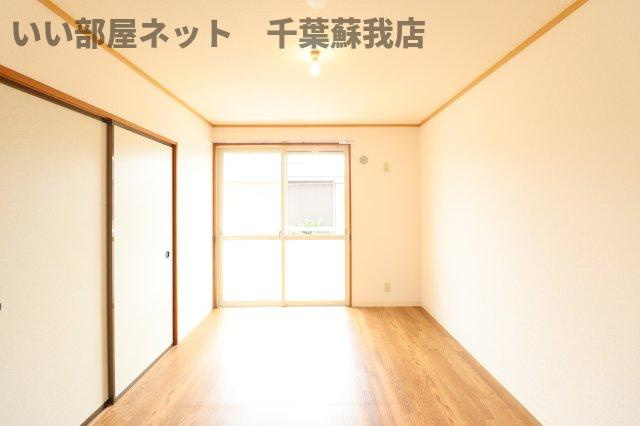 ファーストヴューラ弐番館の洋室|洋室です