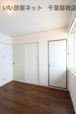 ファーストヴューラ弐番館の寝室|寝室にいかがでしょうか