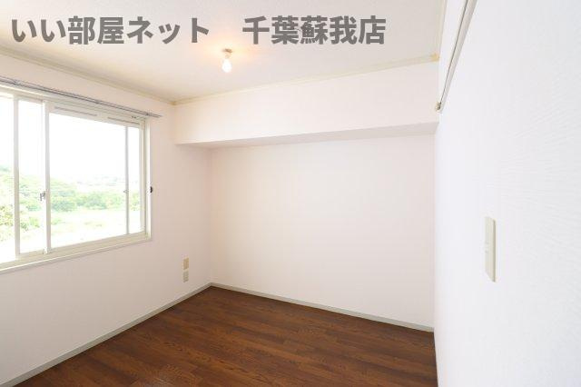 ファーストヴューラ弐番館の洋室|個人の部屋や寝室として使える洋室です
